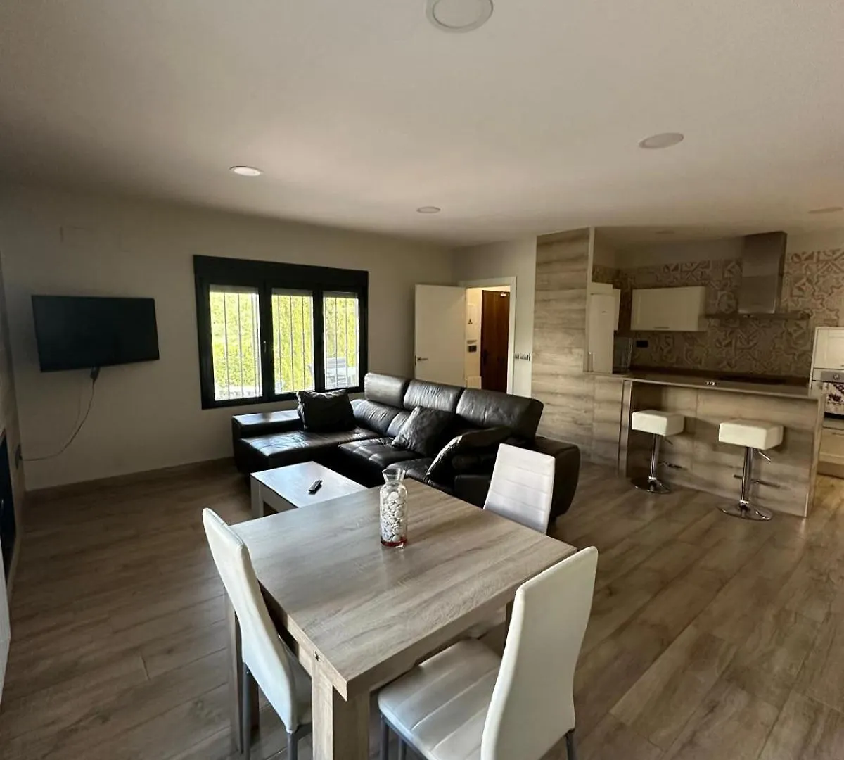 Chalet Independiente En Zona Residencial Rural Jaen